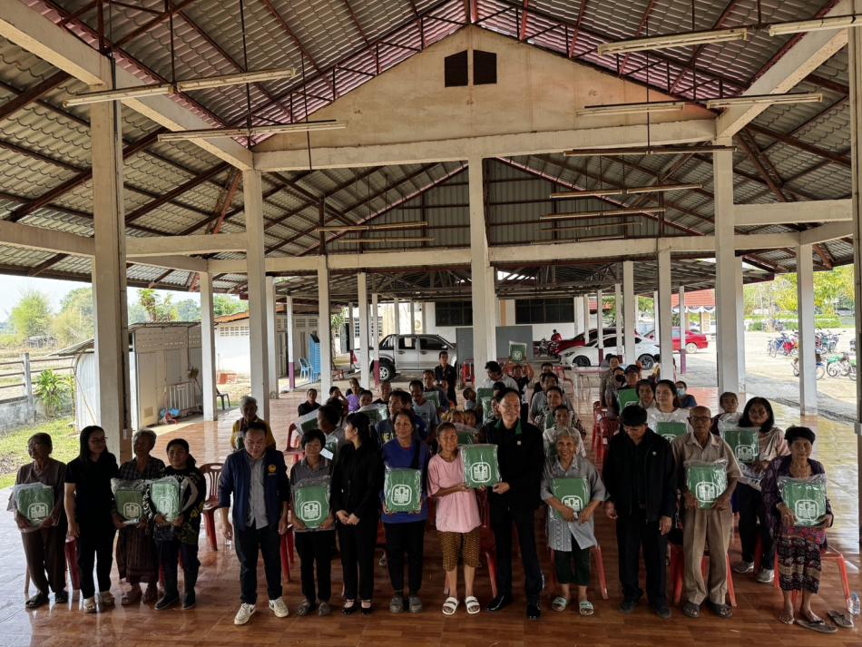 ในวันที่ 24 มีนาคม 2569 เวลา 09.30 น.  ธนาคารเพื่อการเกษตรและสหกรณ์การเกษตร (ธ.ก.ส.) สาขาธาตุพนม ได้เข้ามอบผ้าห่มให้ผู้ที่มีความเดือดร้อน ณ อาคารอเนกประสงค์องค์การบริหารส่วนตำบลกุดฉิม